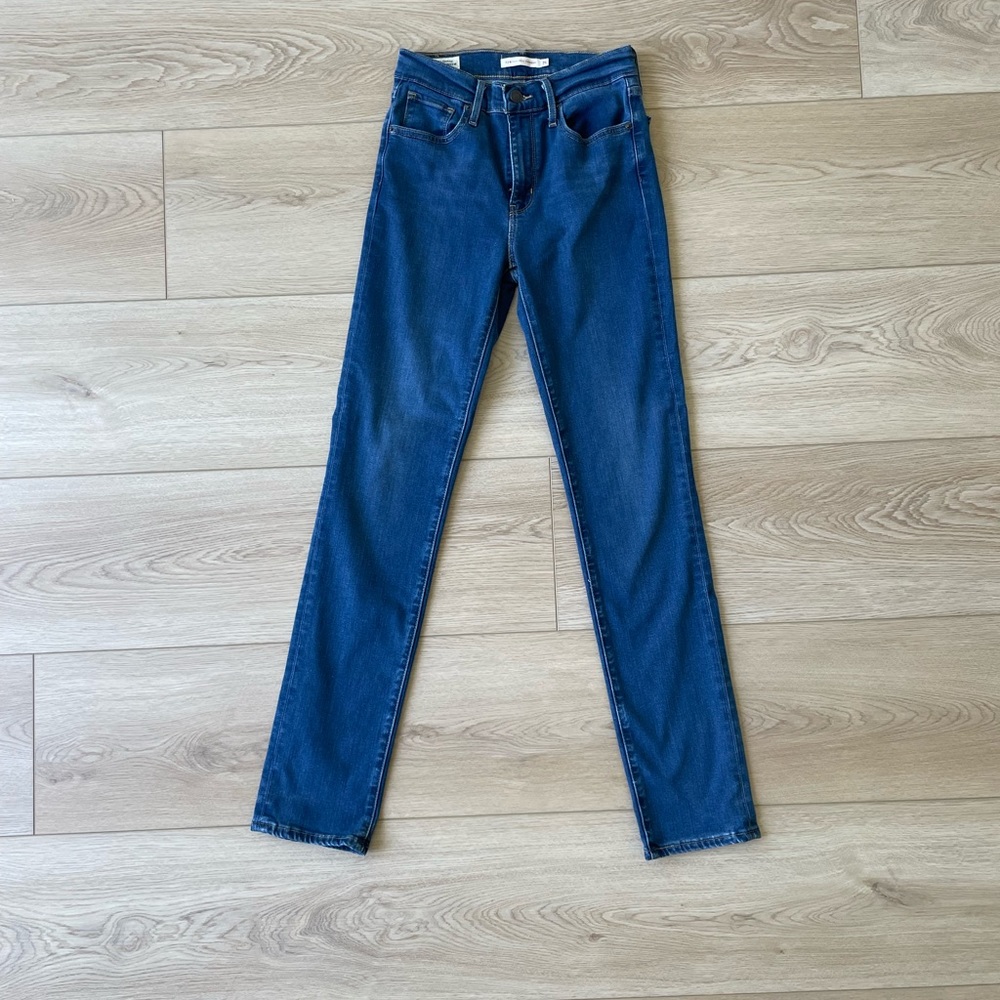 Levi’s 724 High Rise Straight